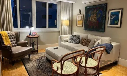 Apartamento 2 dormitórios à venda Moinhos de Vento Porto Alegre/RS