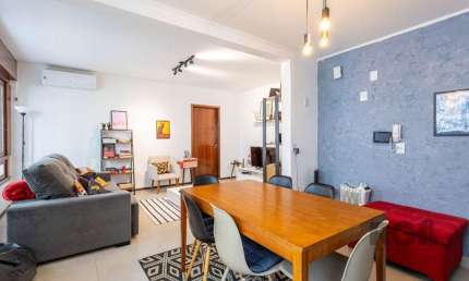 Apartamento 2 dormitórios e 2 vagas de garagem no bairro Rio Branco