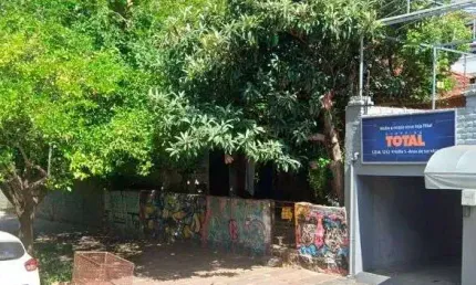 Terreno à venda na Rua Felipe Neri, 350, Auxiliadora, Porto Alegre