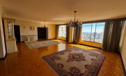 Apartamento super Amplo em frente a Santa Casa, Centro Histórico - POA