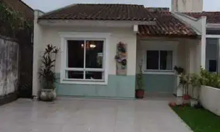 Casa com 3 quartos à venda na Estrada Costa Gama, 5124, Restinga, Porto Alegre