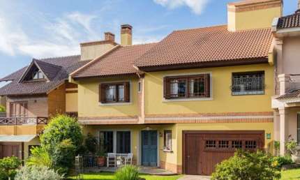 Excelente casa para comprar em condominio arborizado 4 quartos