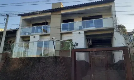 Casa com 3 quartos à venda na Rua Eurico Lara, 505, Medianeira, Porto Alegre