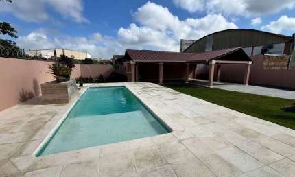 Casa 5 dormitórios à venda Vila Nova Porto Alegre/RS