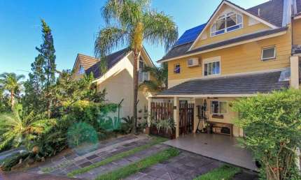 Casa em Condomínio - Imóvel Raro - Excelente Pátio Privativo