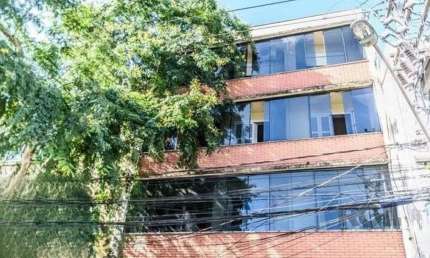 Apartamento com 03 dormitórios no Bairro Rio Branco de Porto Alegre
