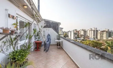 Cobertura no bairro Tristeza de 2 dormitórios e vaga Desocupada