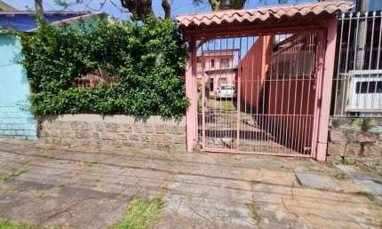 Casa 4 dormitórios à venda Vila João Pessoa Porto Alegre/RS