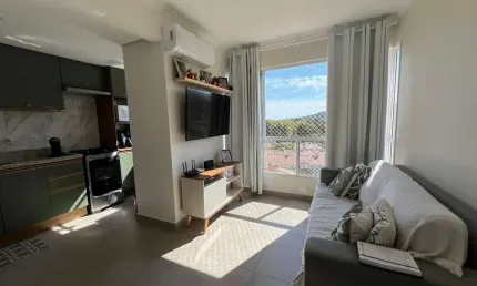 Apartamento no bairro cavalhada 2 dormitórios , vaga coberta, portaria 24 horas.
