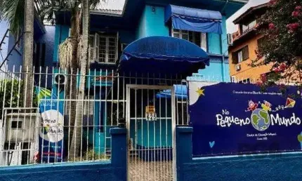 Casa 5 dormitórios à venda Moinhos de Vento Porto Alegre/RS