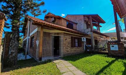 Casa com 5 quartos à venda na Rua Baldoino Bottini, 245, Hípica, Porto Alegre