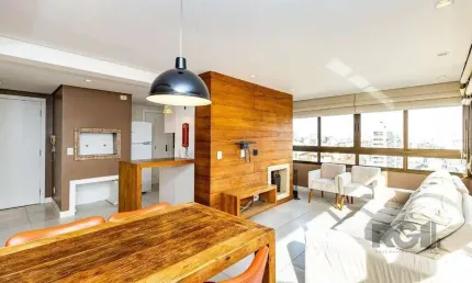 Vende-se apartamento mobiliado, 2 quartos, 1 suíte, 2 vagas - Petrópolis