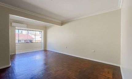 Vende-se amplo apartamento com 3 quartos - 113 m² -Rio Branco