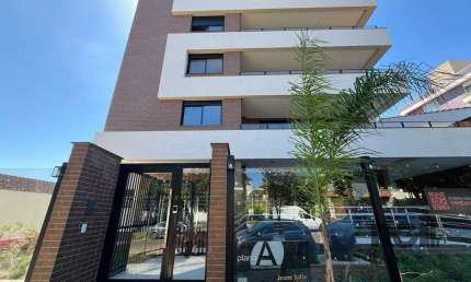 Apartamento 03 Suítes / Sacada/ 131m /  Rua José Gomes / Tristeza