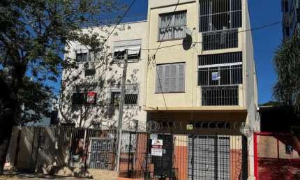 Apartamento de 2 dormitório reformado - Cód. 390828-RP