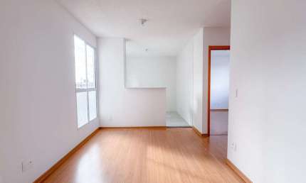 Apartamento com 02 quartos e 01 vaga escriturada, no Morro Santana