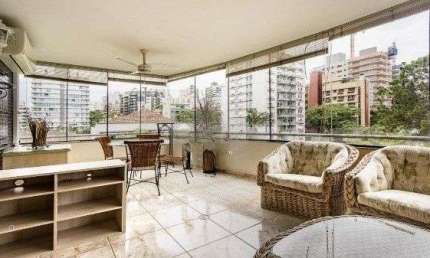 Amplo apartamento com 3 dormitórios, churrasqueira e hidromassagem - 222m² - Pet
