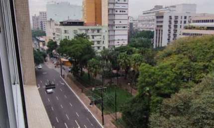 Apartamento com 3 quartos à venda na Rua Ramiro Barcelos, 1090, Rio Branco, Porto Alegre