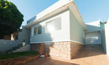 Casa com 4 quartos à venda na Rua Engenheiro Walter Boehl, 448, Vila Ipiranga, Porto Alegre