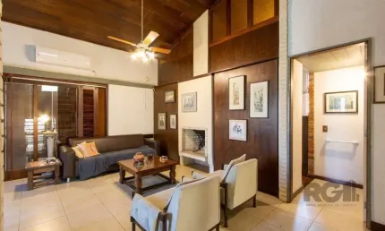 Casa 3 dormitórios à venda vila assunção porto alegre/rs