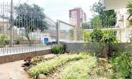 Apartamento Kitnet a venda com pátio no Bairro Santana