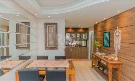 Excelente apartamento mobiliado com 2 dormitórios e 2 vagas.