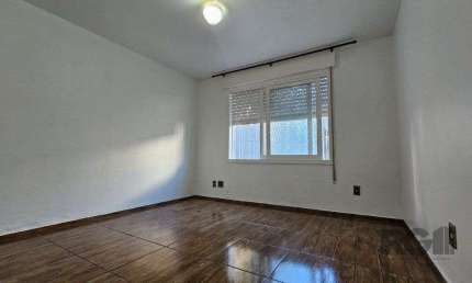 Apartamento 1 dormitório com ótima orientação solar no Bairro Nonoai.