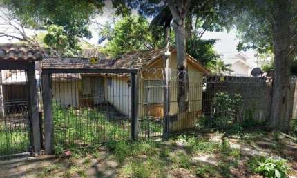 Casa 143m² - 3 dormitórios, 2 vagas no bairro Santa Tereza