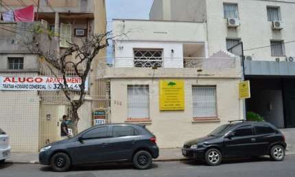 Sobrado para Locação/Aluguel - 300m², 20 dormitórios, Floresta