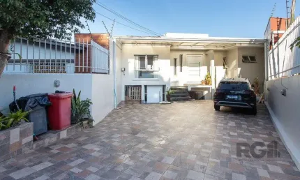 Casa com 6 quartos à venda na Avenida Jacuí, 291, Cristal, Porto Alegre