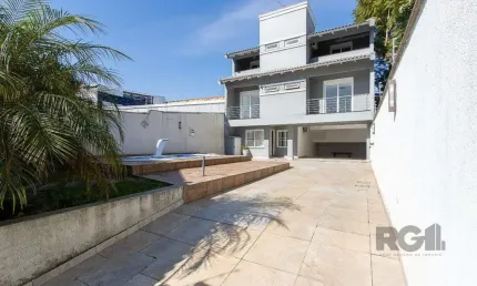 Casa com 4 quartos à venda na Avenida Nonoai, 724, Nonoai, Porto Alegre