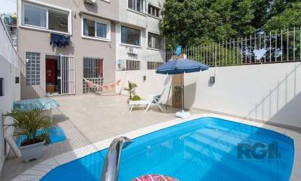 Casa com 3 quartos à venda na Rua Conselheiro Xavier da Costa, 2455, Ipanema, Porto Alegre