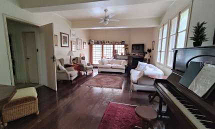Sobrado para Venda - 345m², 4 dormitórios, sendo 2 suites, 2 vagas - Independênc