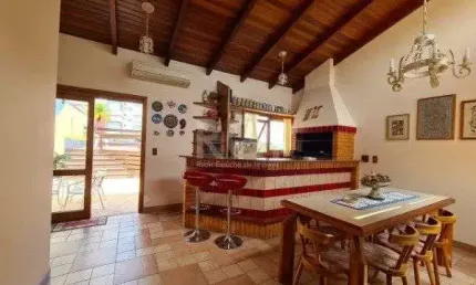 Cobertura para Venda - 263.45m², 3 dormitórios, sendo 1 suites, 2 vagas - Mont S