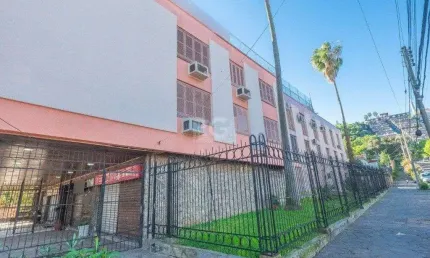 Apartamento para Venda - 66.33m², 2 dormitórios, 1 vaga - Praia de Belas