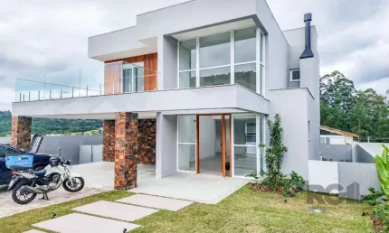 Casa Condominio para Venda - 292m², 4 dormitórios, sendo 4 suites, 2 vagas - Alp