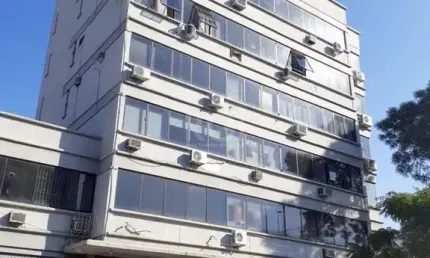 sala comercial com 39m² privativos com hall de espera, banheiro e  ampla sala/es