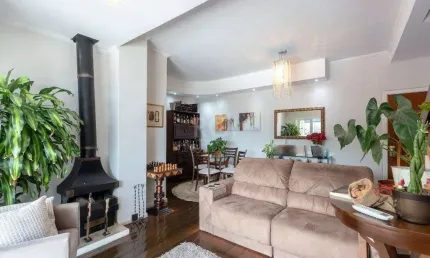 Cobertura para Venda - 255m², 3 dormitórios, sendo 1 suites, 2 vagas - Praia de