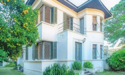 Casa Comercial para Venda - 290m², 0 dormitórios, Menino Deus