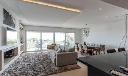 Cobertura para Venda - 319.17m², 3 dormitórios, sendo 3 suites, 4 vagas - Crista