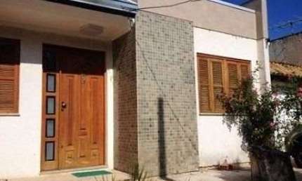 Casa para Venda - 150m², 3 dormitórios, sendo 1 suites, Nonoai
