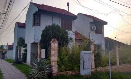 Casa para Venda - 255.68m², 4 dormitórios, sendo 1 suites, 2 vagas - Tristeza