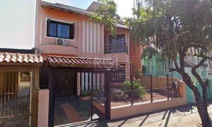 Casa para Venda - 316m², 3 dormitórios, sendo 1 suites, 2 vagas - Cavalhada