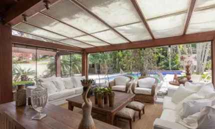 Casa para Venda - 800m², 3 dormitórios, sendo 3 suites, 4 vagas - Vila Assunção