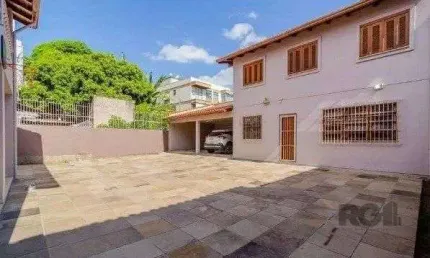 Casa com 4 quartos à venda na Rua Fonseca Ramos, 127, Medianeira, Porto Alegre
