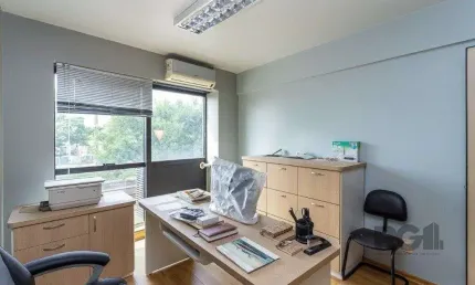 Sala comercial à venda na Avenida Ipiranga, 745, Praia de Belas, Porto Alegre