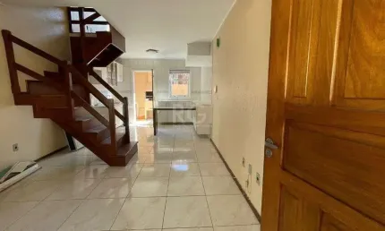 Casa em condomínio fechado com 2 quartos à venda na Rua Afonso Arinos, 145, Camaquã, Porto Alegre