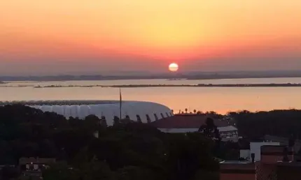 Casa Condominio para Venda - 350m², 4 dormitórios, sendo 1 suites, 2 vagas - San
