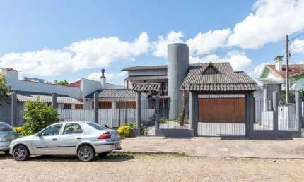 Casa para Venda - 451.63m², 5 dormitórios, sendo 1 suites, 4 vagas - Cristal