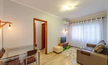 Apartamento 2 dormitórios, 2 vagas, no Bairro Nonoai.